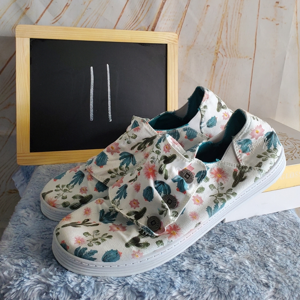 Blowfish Malibu Cactus Flower Print Slip Ons